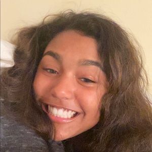 Meet your Posher, Isabelle